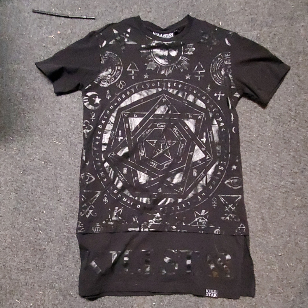 Black on black killstar longline t-shirt